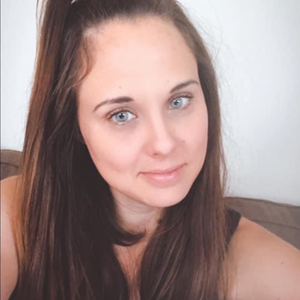 Meet your Posher, Wendi